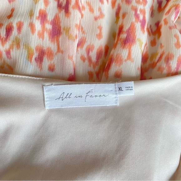 ALL in Favor Simone Floral Wrap Front Minidress - Picture 12 of 14